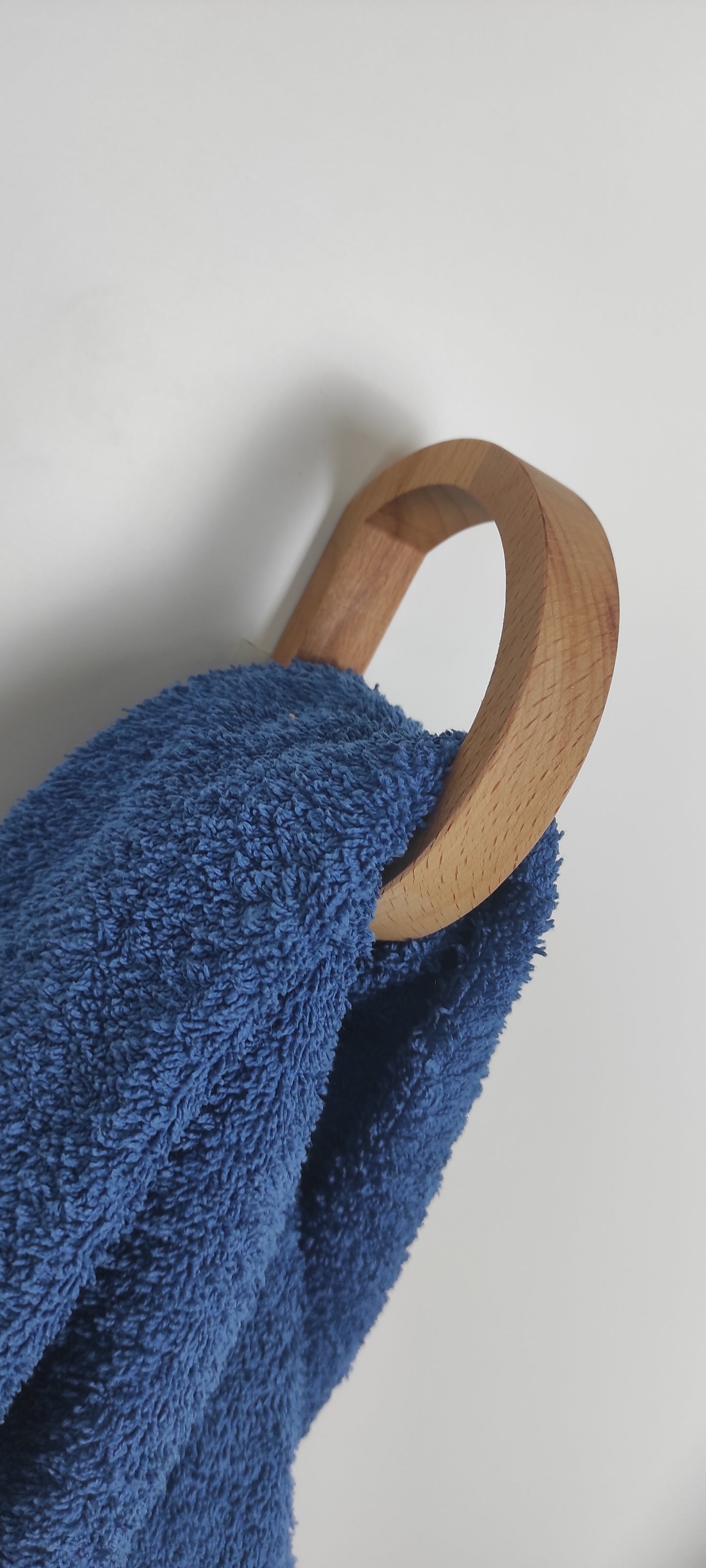 Handtuchring, Handtuchhalter aus Holz