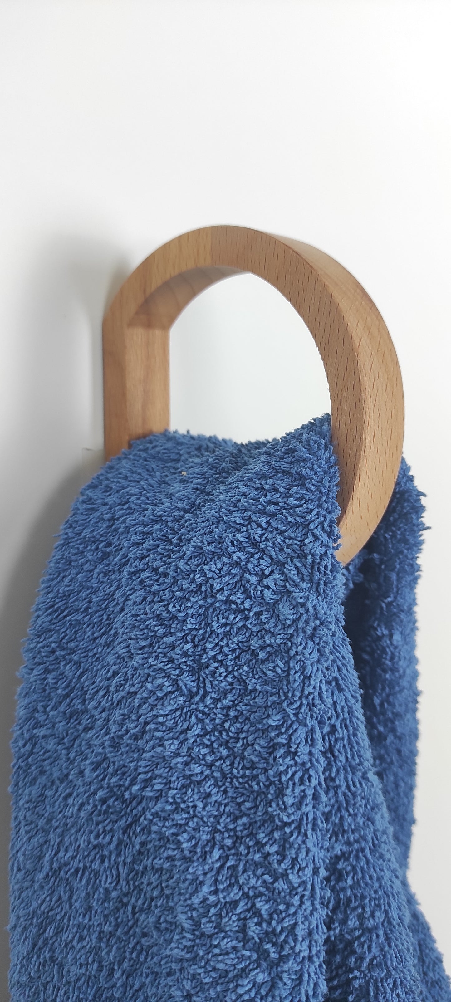 Handtuchring, Handtuchhalter aus Holz